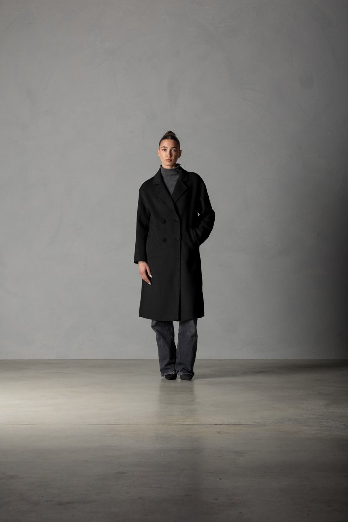COAT - BLACK