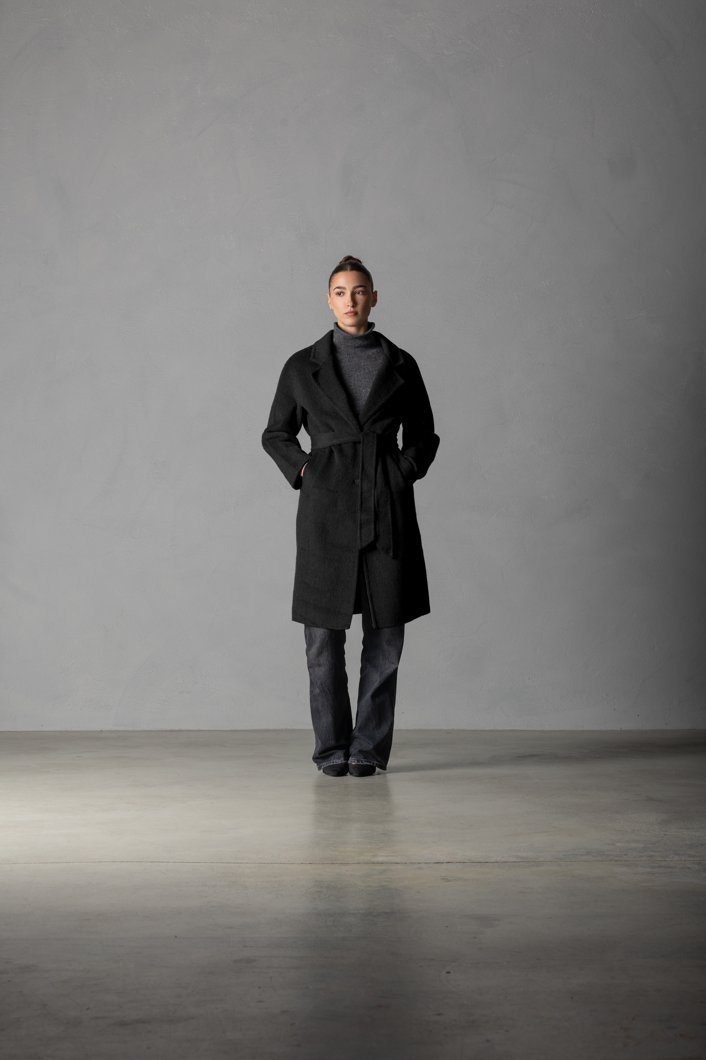COAT - BLACK