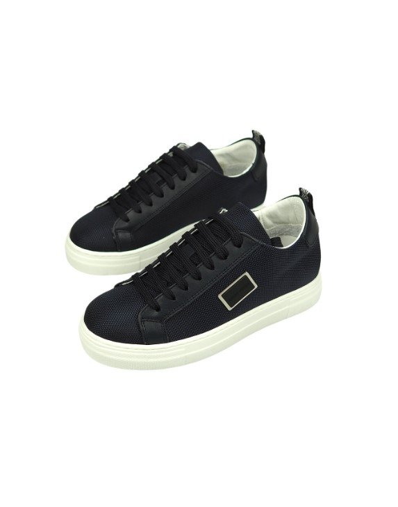 SNEAKERS - BLACK