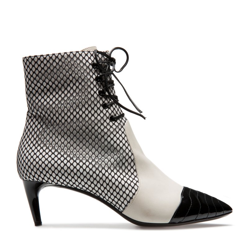 ANKLE BOOTS - WHITE/BLACK