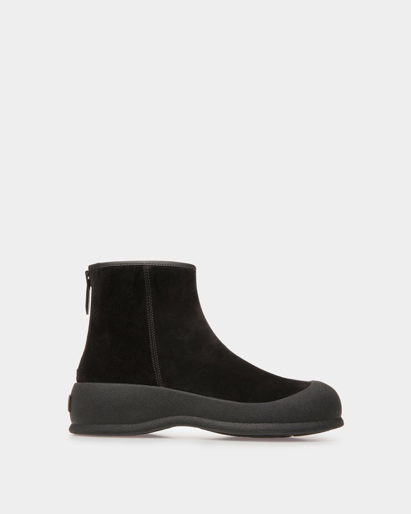 ANKLE BOOTS - BLACK
