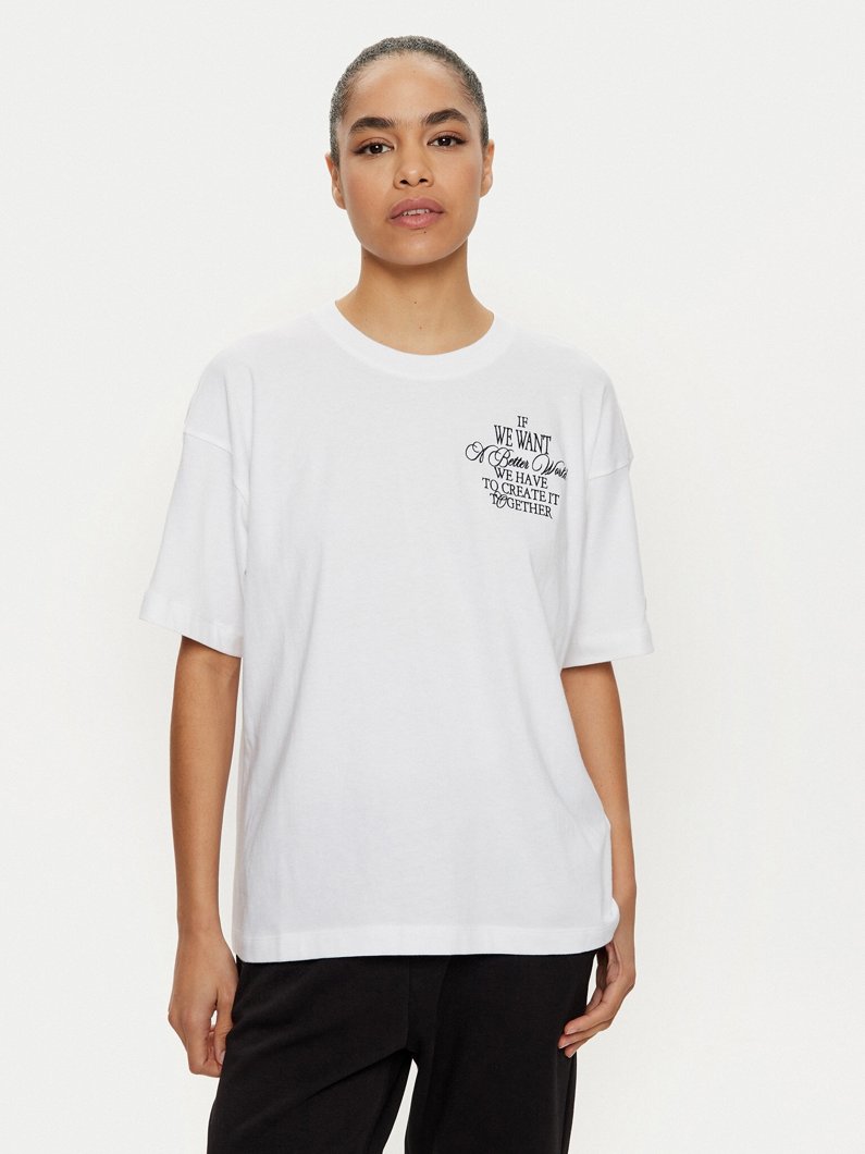 T-SHIRT - WHITE
