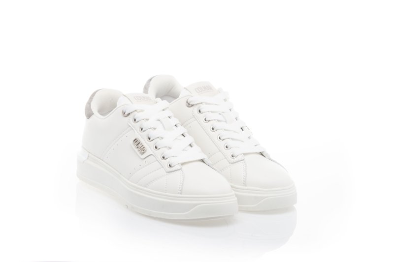 SNEAKERS - WHITE
