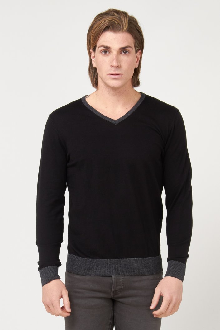 PULLOVER - BLACK