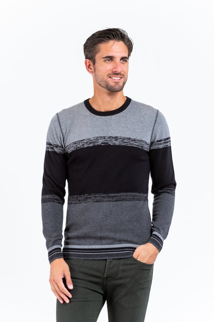 SWEATER - BLACK