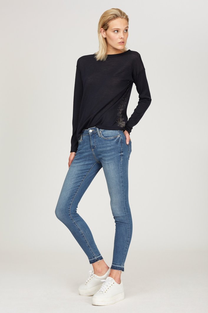 JUMPER - BLACK