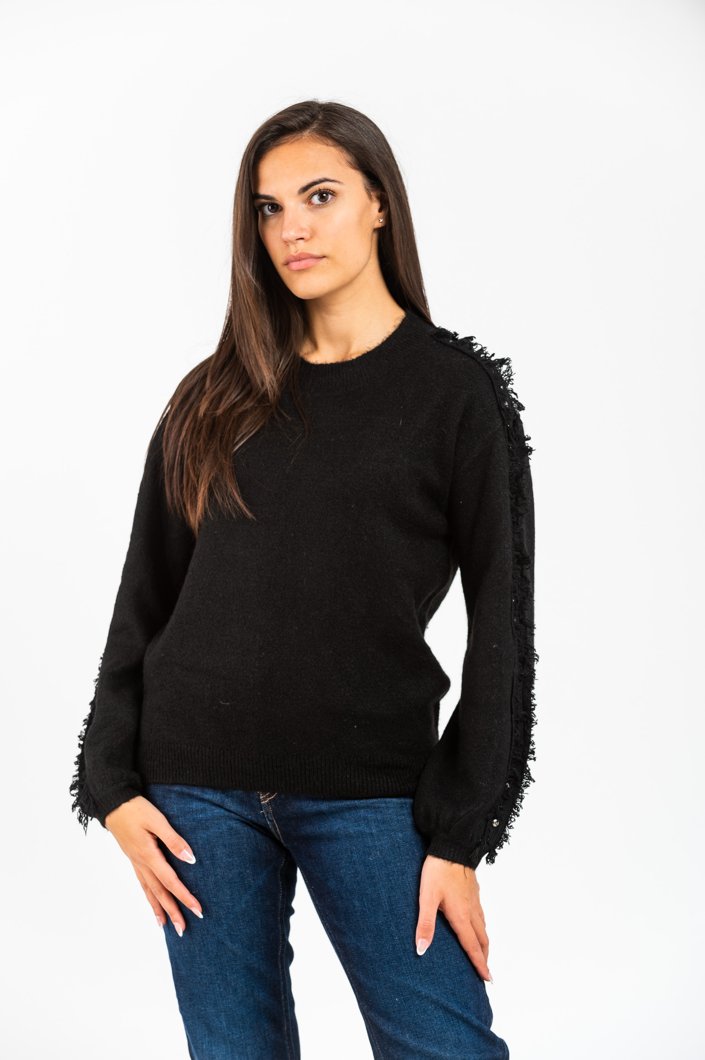 SWEATER - BLACK