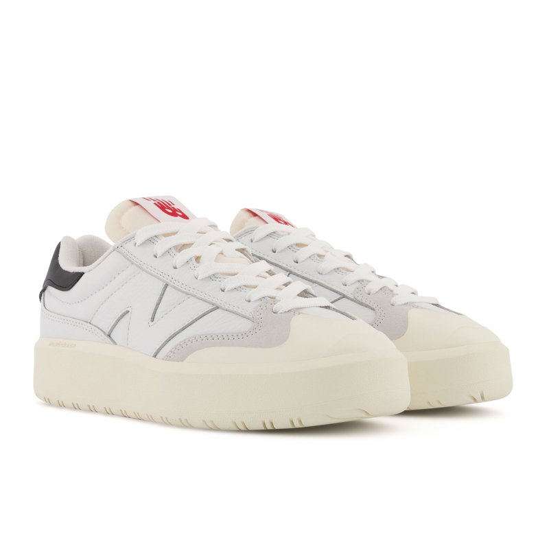 SNEAKERS - WHITE/BLACK