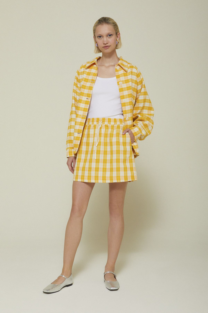 SHORTS - EGG