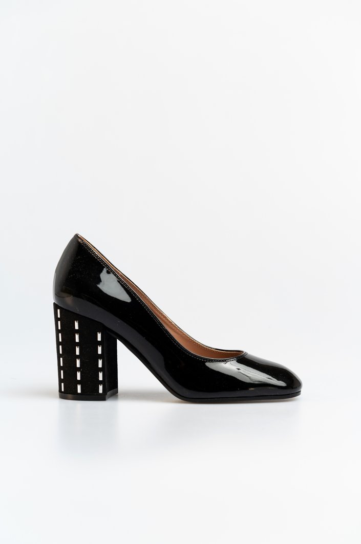 HIGH HEELS - BLACK/BLACK