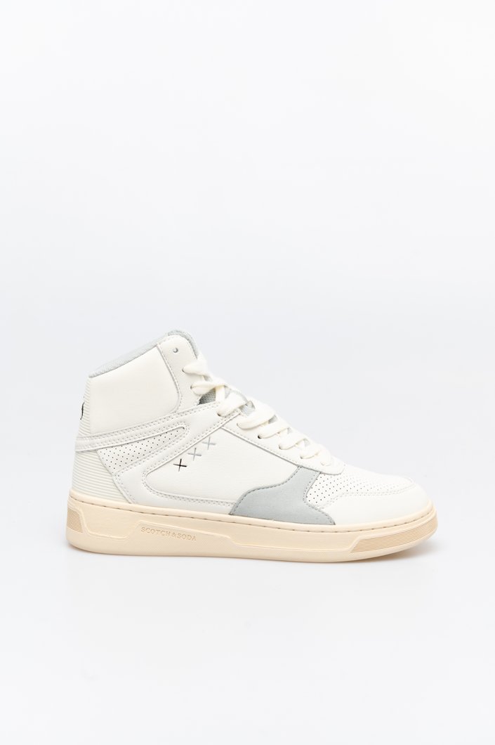 SNEAKERS - WHITE