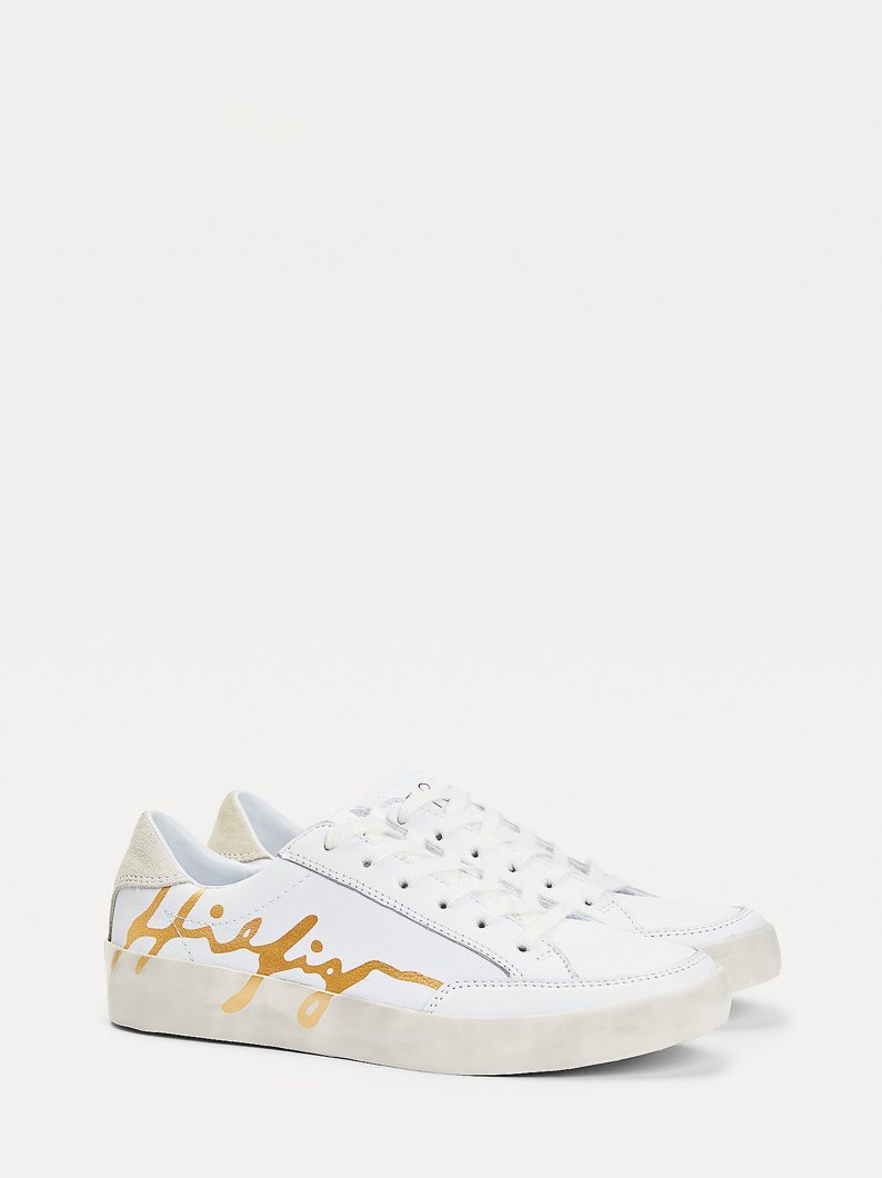 SNEAKERS - WHITE
