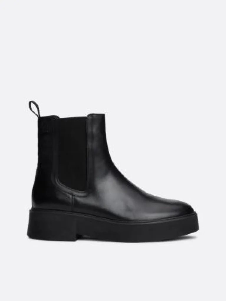 ANKLE BOOTS - BLACK
