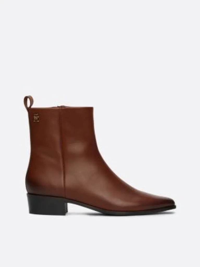 ANKLE BOOTS - BROWN