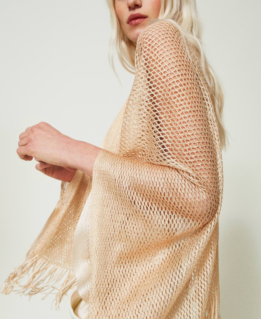 PONCHO - ALMOND MILK