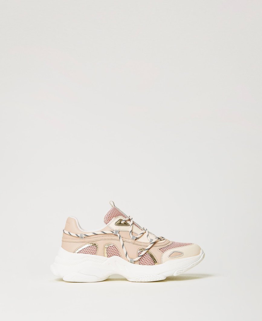 SNEAKERS - ALMOND MILK